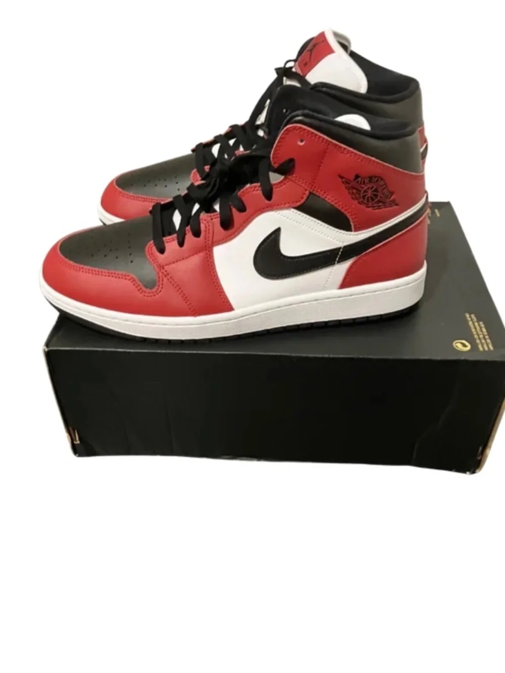 Air Jordan 1 Mid